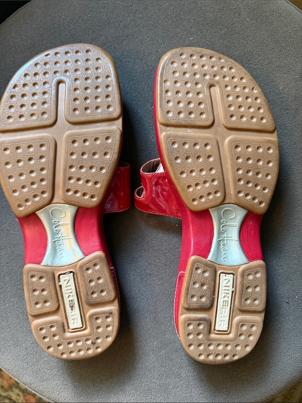 Cole Haan Cherry Red Nike Air Slip-On Thong Sandal w/Buckles 7 Summer Chic - Picture 10 of 10